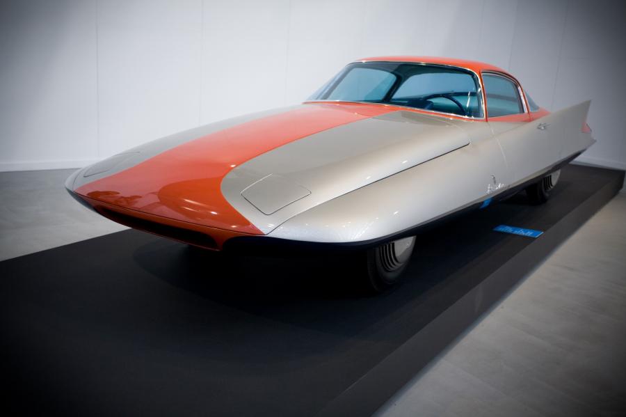  Ghia Gilda Streamline X Coupe 1955 года  (фото 23 из 42)